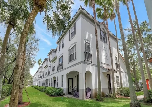 Photo 2 of Townhouse for sale at 705 Sw 148th Ave #202, Davie, FL 33325 | MLS# A11994671 | Listing updated on 2026-09-10