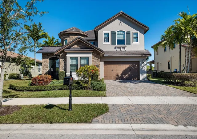 Photo 2 of Single family home for sale at 11475 E Watercrest Cir E, Parkland, FL 33076 | MLS# A11995103 | Listing updated on 2026-08-31