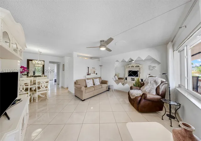 Photo 1 of Condo for sale at 1015 Sw 11th Ave #15K, Hallandale Beach, FL 33009 | MLS# A11995283 | Listing updated on 2026-09-18