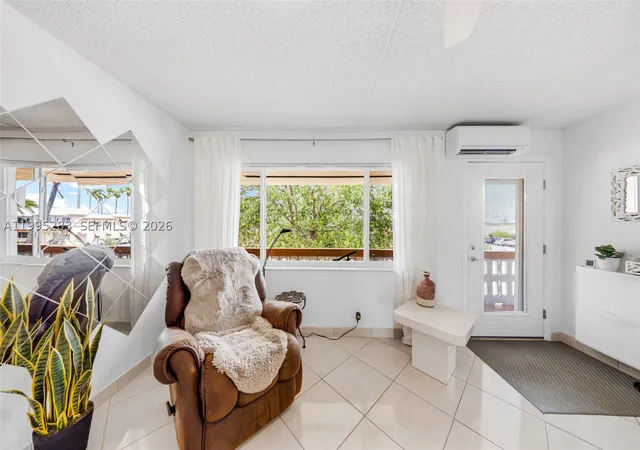Photo 3 of Condo for sale at 1015 Sw 11th Ave #15K, Hallandale Beach, FL 33009 | MLS# A11995283 | Listing updated on 2026-09-18