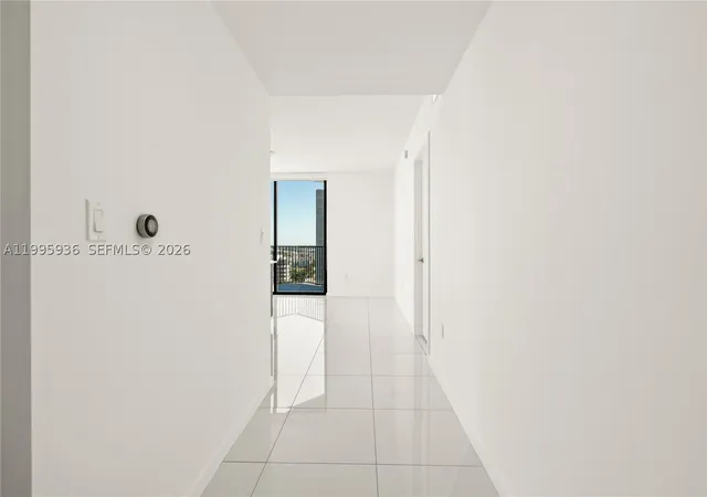 Photo 4 of Condo for sale at 5300 Paseo Blvd #1511, Doral, FL 33166 | MLS# A11995936 | Listing updated on 2026-09-09