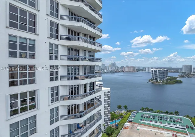Photo 4 of Condo for sale at 3500 Mystic Pointe Dr #3001, Aventura, FL 33180 | MLS# A11995931 | Listing updated on 2026-09-10