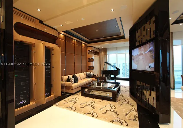 Listing Photo 4 - Condo for sale in Asia Condominium located at 900 Brickell Key Blvd, Miami, FL 33131 - Unit #PH3403