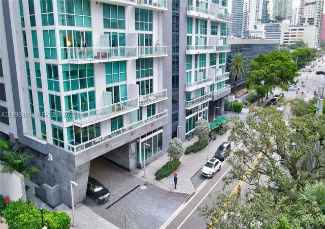 Condo for sale at 1080 Sw Brickell Ave #1801, Miami, FL 33131 | MLS# A11996380 | Listing updated on 2026-09-10