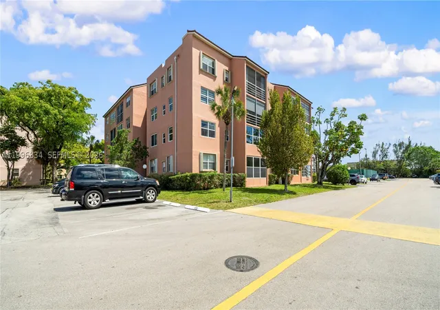 Photo 2 of Condo for sale at 2861 Somerset Dr #301, Lauderdale Lakes, FL 33311 | MLS# A11996834 | Listing updated on 2026-09-02
