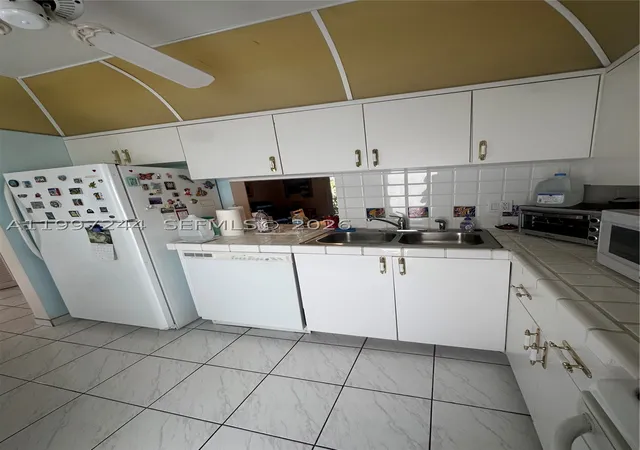 Photo 3 of Condo for sale at 1445 Atlantic Shores Blvd #307, Hallandale Beach, FL 33009 | MLS# A11997244 | Listing updated on 2026-10-01
