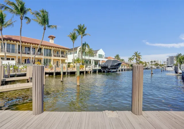 Photo 1 of Sale Pending at 4100 Bayview Dr, Fort Lauderdale, FL 33308 | MLS# A11991775 | Listing updated on 2026-09-11