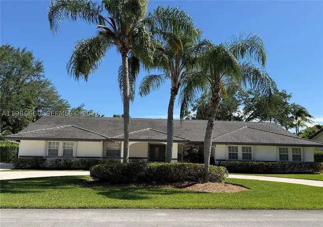 Photo 2 of Sale Pending at 10422 Sw 121st St, Miami, FL 33176 | MLS# A11986660 | Listing updated on 2026-08-31