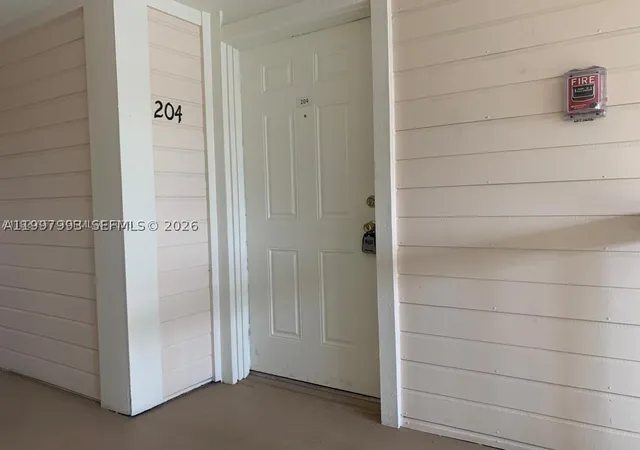 Photo 2 of Condo for sale at 907 Ne 199Th St #204, Miami, FL 33179 | MLS# A11997993 | Listing updated on 2026-09-10