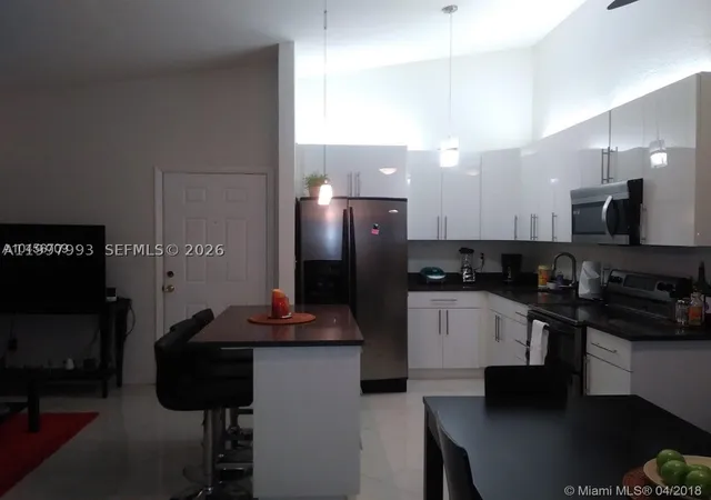 Photo 4 of Condo for sale at 907 Ne 199Th St #204, Miami, FL 33179 | MLS# A11997993 | Listing updated on 2026-09-10
