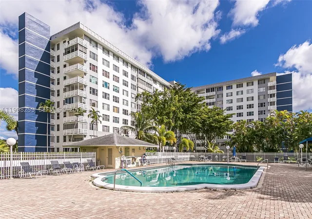 Photo 2 of Condo for sale at 4350 Hillcrest Dr #303, Hollywood, FL 33021 | MLS# A11998259 | Listing updated on 2026-09-11