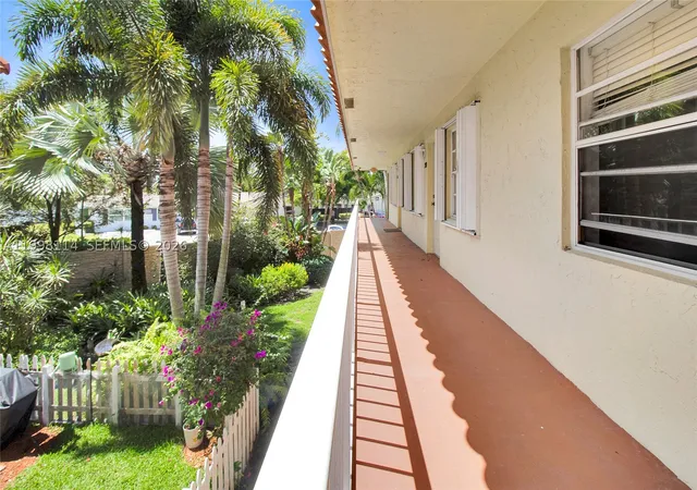 Photo 1 of Condo for sale at 1125 16th Pl #208, Fort Lauderdale, FL 33305 | MLS# A11998114 | Listing updated on 2026-09-02