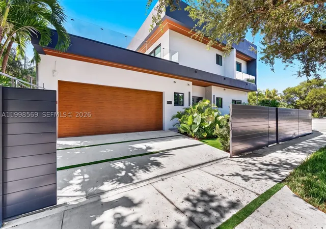 Photo 1 of Single family home for sale at 9833 N Miami Ave, Miami Shores, FL 33150 | MLS# A11998569 | Listing updated on 2026-09-10