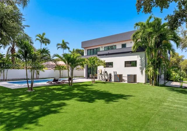 Photo 2 of Single family home for sale at 9833 N Miami Ave, Miami Shores, FL 33150 | MLS# A11998569 | Listing updated on 2026-09-10