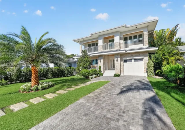 Photo 1 of Single family home for sale at 1017 S Palmway, Lake Worth Beach, FL 33460 | MLS# A11998329 | Listing updated on 2026-09-15