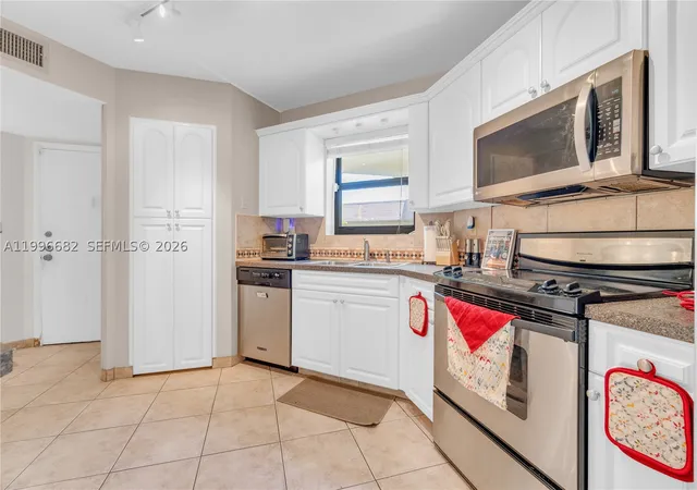 Photo 3 of Condo for sale at 6755 W Broward Blvd #405, Plantation, FL 33317 | MLS# A11996682 | Listing updated on 2026-08-30