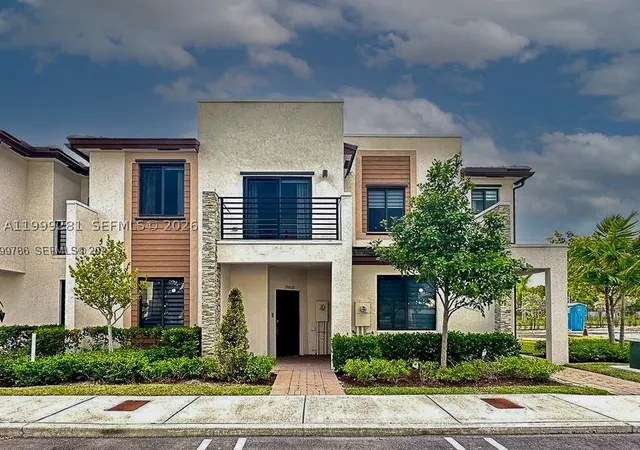 Townhouse for sale at 20800 Ne 5Th Ct, Miami, FL 33179 | MLS# A11999281