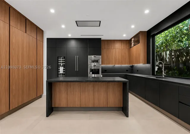 Photo 2 of Single family home for sale at 3983 Kumquat Ave, Miami, FL 33133 | MLS# A11998073 | Listing updated on 2026-09-09