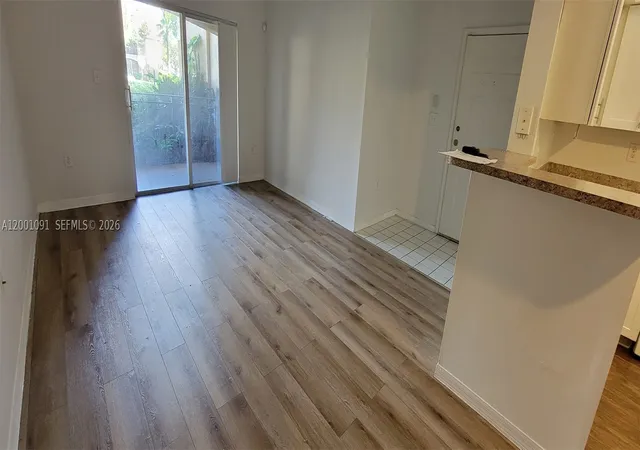 Photo 3 of Condo for sale at 160 Sw 117th Ter #6103, Pembroke Pines, FL 33025 | MLS# A12001091 | Listing updated on 2026-08-26