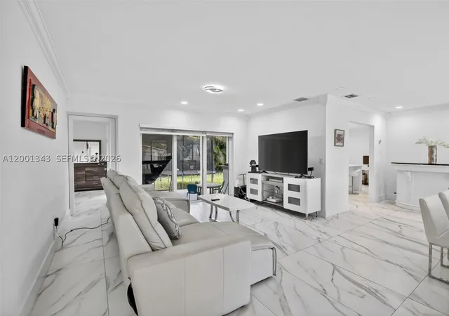 Photo 3 of Single family home for sale at 9280 Sw 55th Ct, Cooper City, FL 33328 | MLS# A12001343 | Listing updated on 2026-10-03