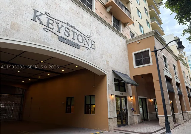 Photo 2 of Condo for sale at 3530 Sw 22nd St #706, Miami, FL 33145 | MLS# A11993283 | Listing updated on 2026-09-22