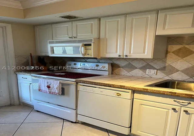 Photo 1 of Sale Pending at 3200 N Palm Aire Dr #407, Pompano Beach, FL 33069 | MLS# A12001266 | Listing updated on 2026-09-04