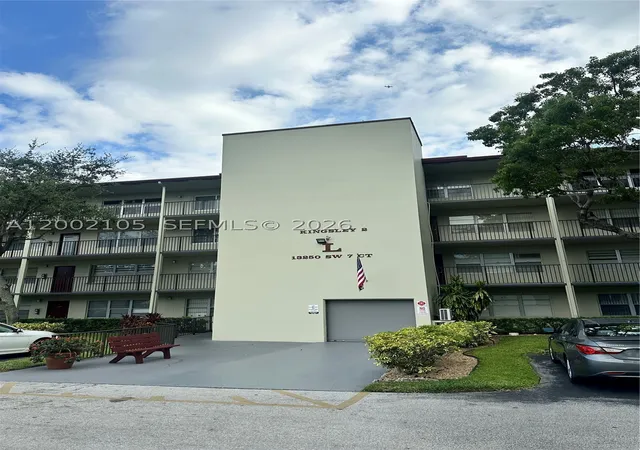Photo 2 of Condo for sale at 13250 Sw 7th Ct #114L, Pembroke Pines, FL 33027 | MLS# A12002105 | Listing updated on 2026-09-13