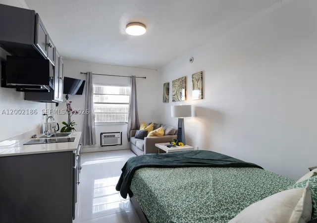 Photo 3 of Condo for sale at 335 Ocean Dr #120, Miami Beach, FL 33139 | MLS# A12002186 | Listing updated on 2026-09-01