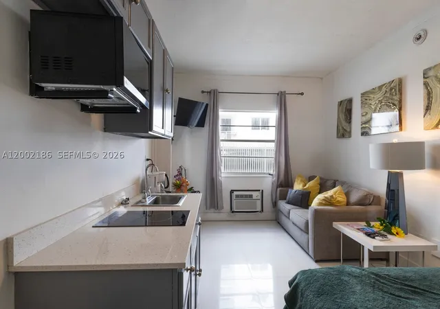 Photo 4 of Condo for sale at 335 Ocean Dr #120, Miami Beach, FL 33139 | MLS# A12002186 | Listing updated on 2026-09-01