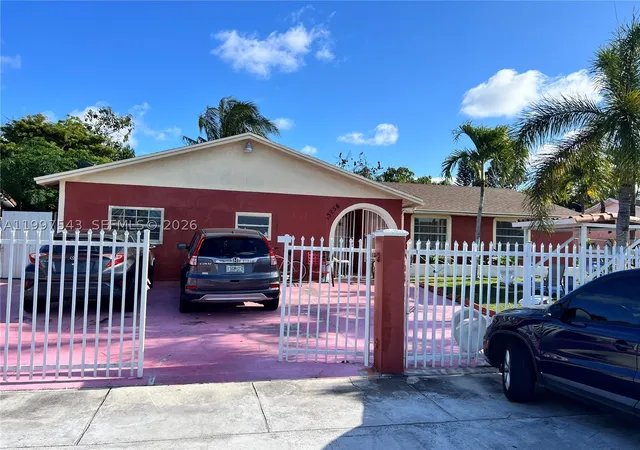 Photo 1 of Sale Pending at 265 Ter Sw 265 Ter, Homestead, FL 33032 | MLS# A11997543 | Listing updated on 2026-09-16