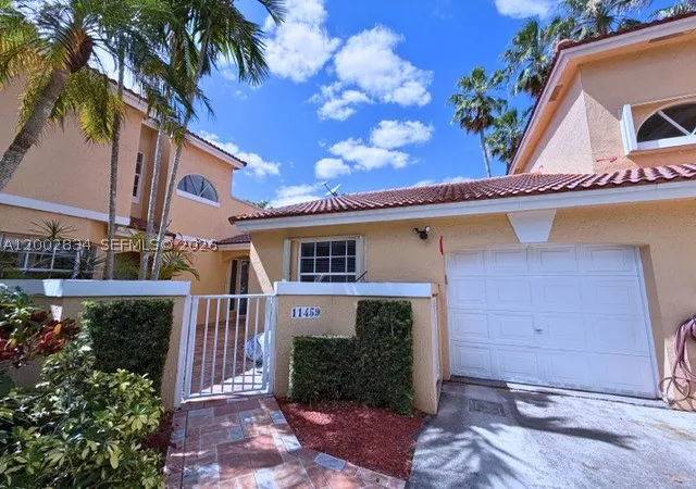 Photo 3 of Townhouse for sale at 11459 Lakeview Dr #7A, Coral Springs, FL 33071 | MLS# A12002834 | Listing updated on 2026-10-05