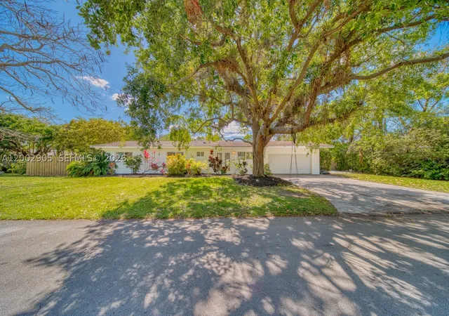 Photo 1 of Sale Pending at 13700 Sw 74th Ct, Palmetto Bay, FL 33158 | MLS# A12002905 | Listing updated on 2026-09-03