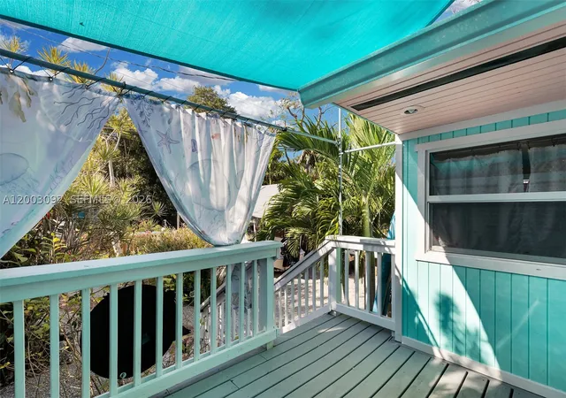 Photo 3 of Single family home for sale at 14 Bonita Ave, Key Largo, FL 33037 | MLS# A12003092 | Listing updated on 2026-09-06