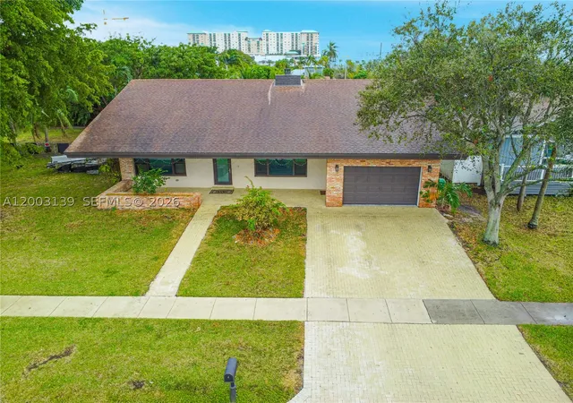Photo 3 of Sale Pending at 614 Ne 3rd St, Dania Beach, FL 33004 | MLS# A12003139 | Listing updated on 2026-09-11