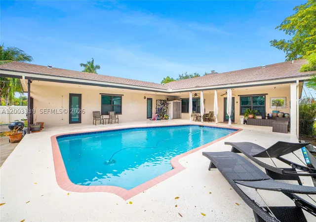 Photo 3 of Sale Pending at 614 Ne 3Rd St, Dania Beach, FL 33004 | MLS# A12003139 | Listing updated on 2026-09-11