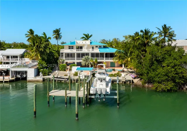Photo 1 of Mansion for sale at 137 Sapodilla Dr, Islamorada, FL 33036 | MLS# A12000712 | Listing updated on 2026-09-01
