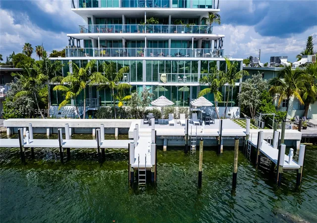 Photo 3 of Land for sale at 8425 Crespi Blvd, Miami Beach, FL 33141 | MLS# A12003117 | Listing updated on 2026-09-30