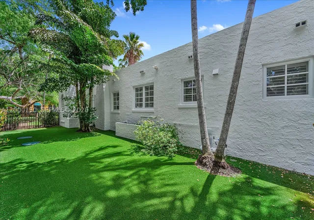 Photo 2 of Single family home for sale at 1102 Genoa St, Coral Gables, FL 33134 | MLS# A12000150 | Listing updated on 2026-09-20