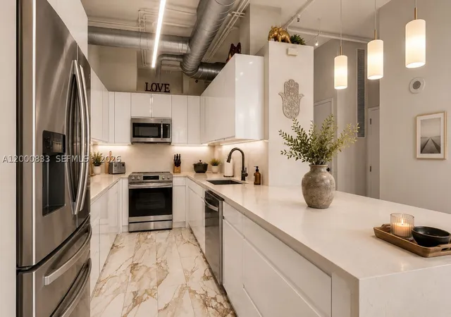 Photo 3 of Condo for sale at 3029 Ne 188th St #721, Miami, FL 33180 | MLS# A12000833 | Listing updated on 2026-09-02