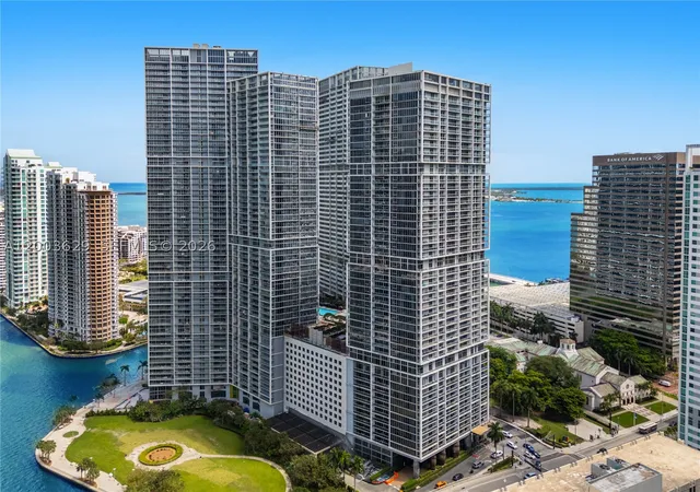 Listing Photo 1 - Condo for sale in building located at 485 Brickell Ave, Miami, FL 33131 - Unit #4501