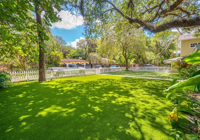 Photo 3 of Single family home for sale at 2221 Sw 28Th Way, Fort Lauderdale, FL 33312 | MLS# A12003856 | Listing updated on 2026-09-30