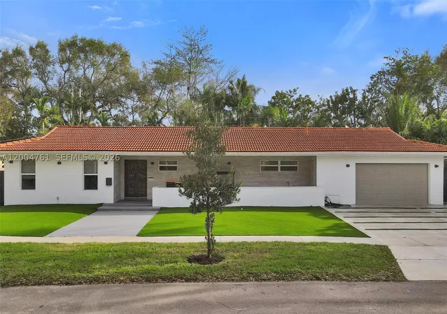 Photo 3 of Single family home for sale at 2126 Ne 187th St, North Miami Beach, FL 33179 | MLS# A12004761 | Listing updated on 2026-09-18