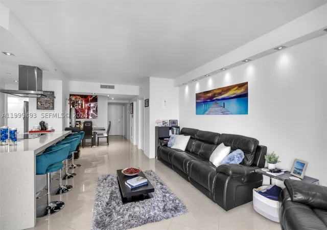 Photo 2 of Condo for sale at 4775 Collins Ave #3608, Miami Beach, FL 33140 | MLS# A11999493 | Listing updated on 2026-09-03