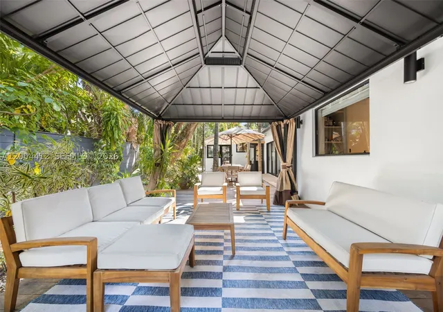 Photo 27 of Single family home for sale at 3775 S Le Jeune Rd, Miami, FL 33146 | MLS# A12004412 | Listing updated on 2026-09-23