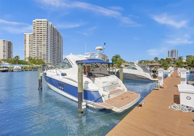 Photo 3 of Sale Pending at 2667 S Parkview Dr, Hallandale Beach, FL 33009 | MLS# A12004477 | Listing updated on 2026-10-06