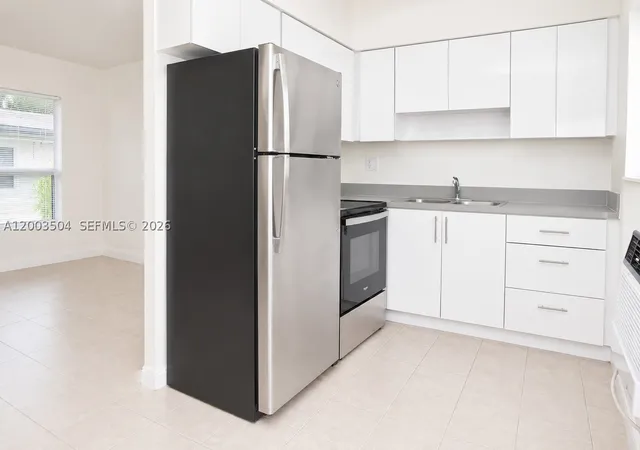 Photo 3 of House for sale at 2206 Fillmore St #1-10, Hollywood, FL 33020 | MLS# A12003504 | Listing updated on 2026-08-29