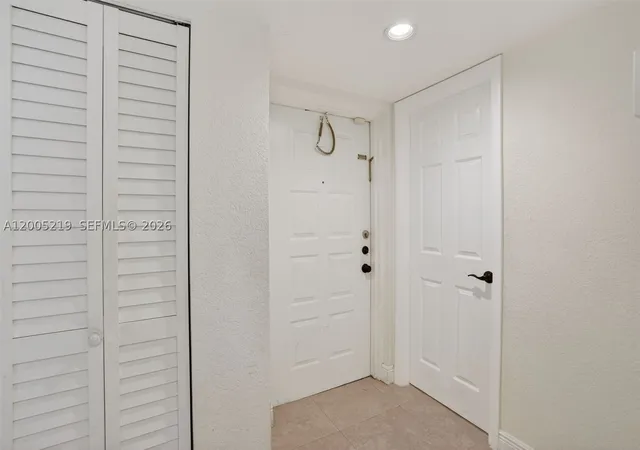 Photo 3 of Condo for sale at 845 Nw 91st Ter, Plantation, FL 33324 | MLS# A12005219 | Listing updated on 2026-09-03