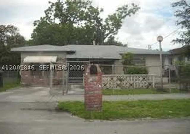 Photo 1 of Sale Pending at 4621 Sw 22nd St, West Park, FL 33023 | MLS# A12005846 | Listing updated on 2026-08-29