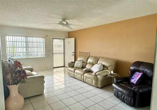Listing Photo 4 - Condo for sale in building located at 11 Ne 204Th St, Miami, FL 33179 - Unit #23