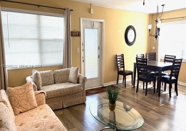 Listing Photo 5 - Condo for sale in building located at 1044 Harwood D, Deerfield Beach, FL 33442 - Unit #D